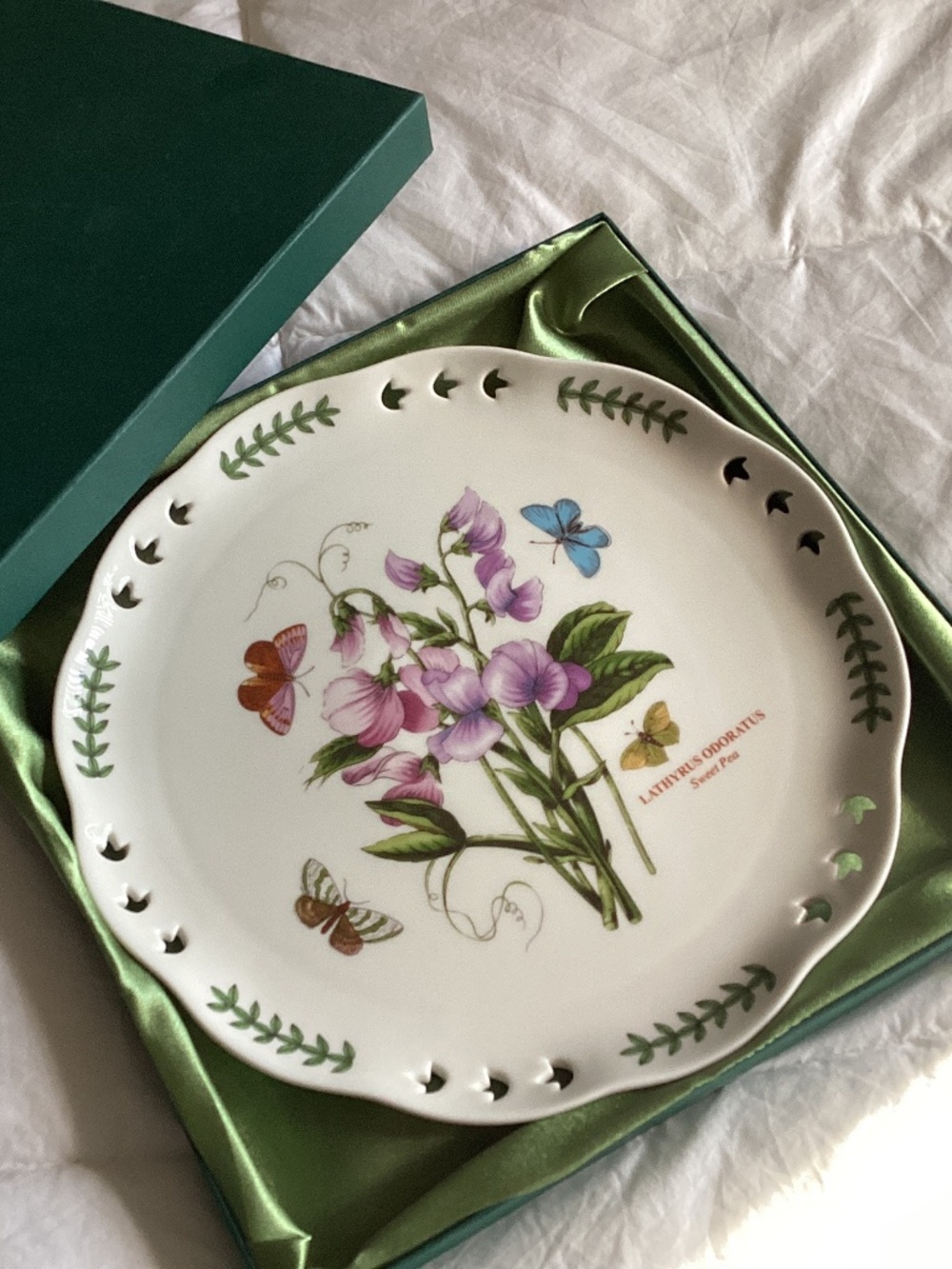 VINTAGE PORTMEIRION SWEET PEA ROUND RETICULATED 10 INCH SERVING PLATTER